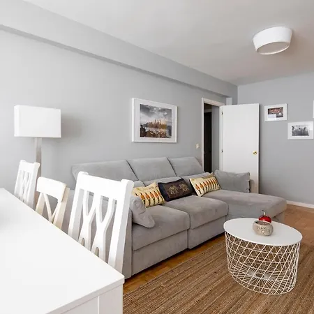 Midtown Rosalia Appartement Comarca de Comarca de Vigo Buitenkant foto
